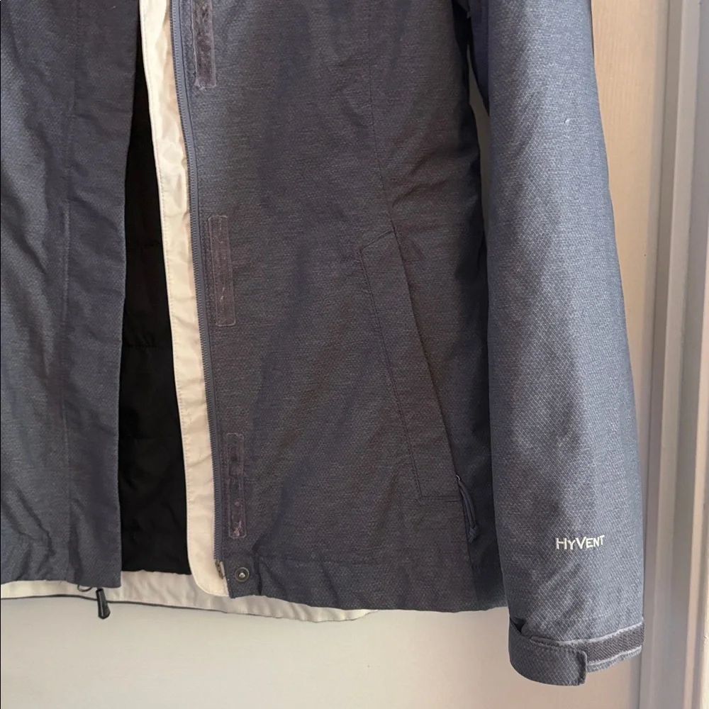 The North Face hyvent womens insulated raincoat grey small